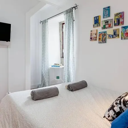 Like A Local @ Alfama Studio Lisbon